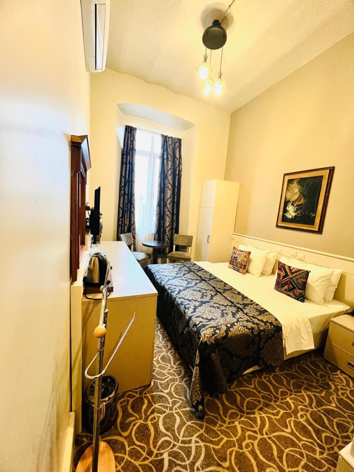 Aria Palace Taksim Istanbul Exterior photo